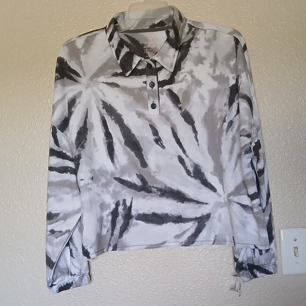 Secret Treasures Women's M Sleep Henley Top